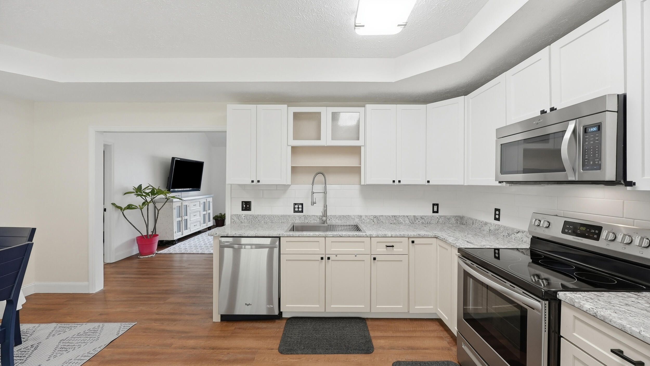 338 Condra Road Ringgold, GA 30736 - Photo 9 of 49 Kitchen with Stainless Steel Appliances