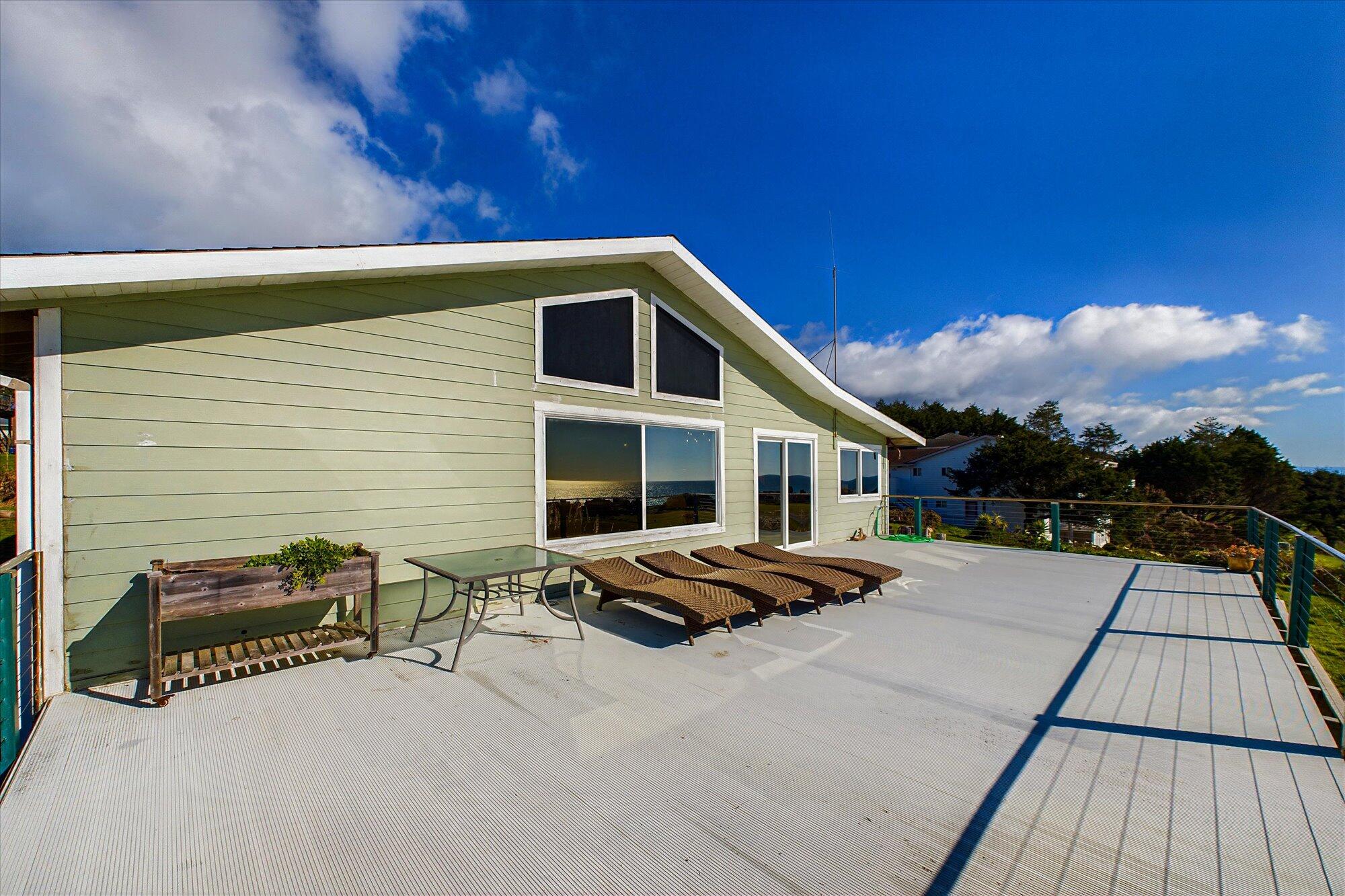 281 Sea View Road Shelter Cove, CA 95589 - Photo 55 of 63 53-281 Sea View-152