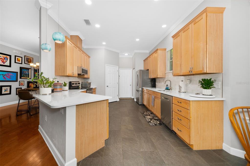 9044 Southwest 25 Road Gainesville, FL 32608 - Photo 12 of 32 Gallery Image 12