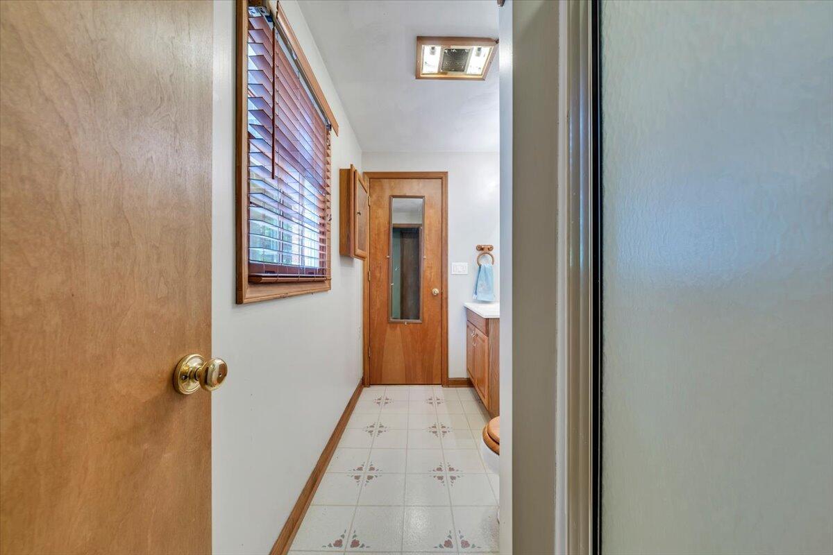 165 Fox Fire Cloverdale, VA 24077 - Photo 39 of 54 40-MIB07272