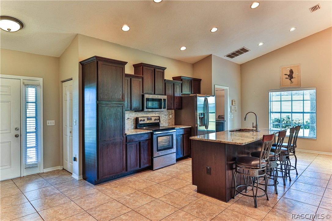 1173 South Fieldview Loop Lecanto, FL 34461 - Photo 5 of 29 KITCHEN