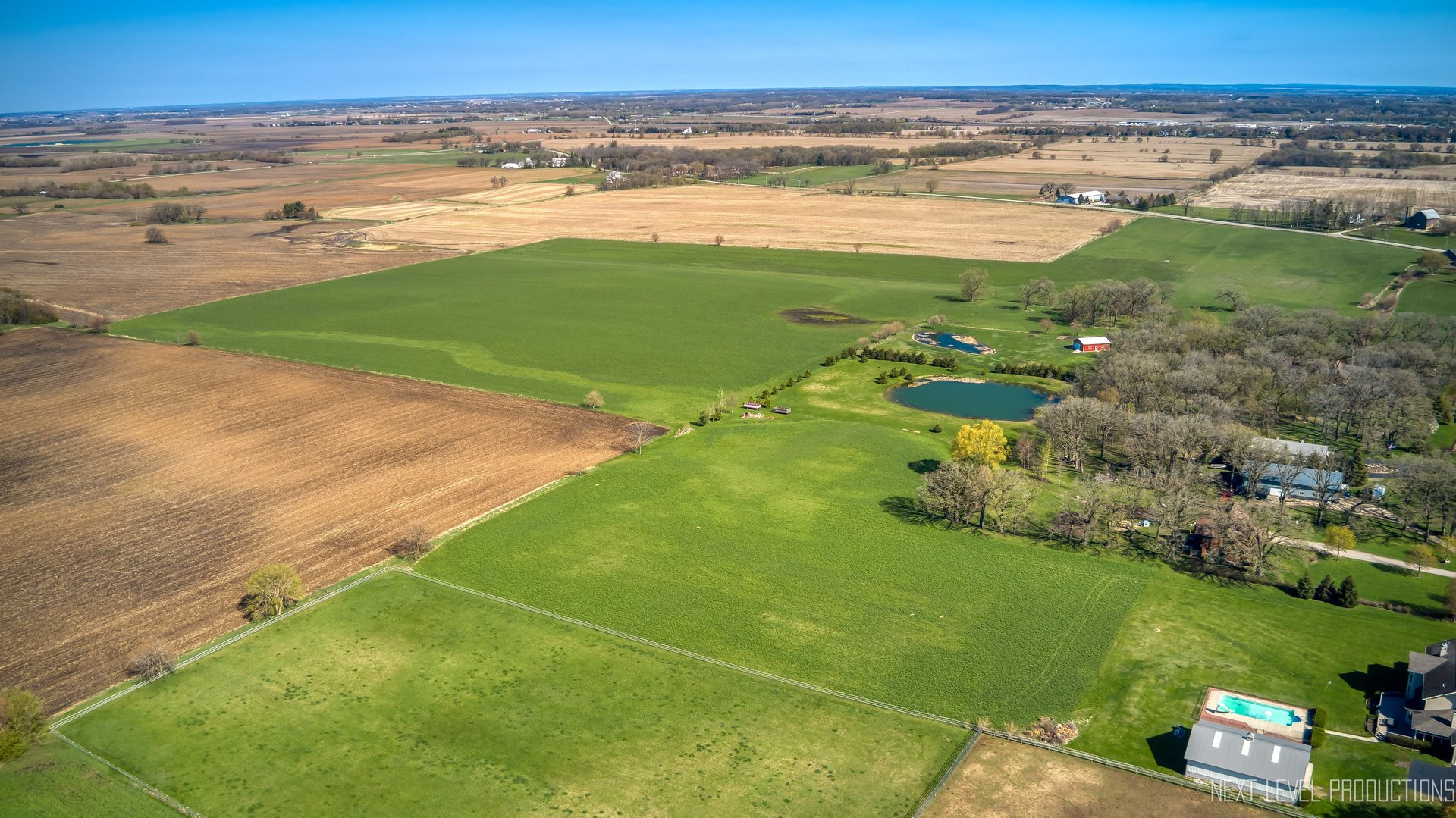 46W109 Big Timber Road Hampshire, IL 60140 - Photo 7 of 11 a view of an ocean and beach