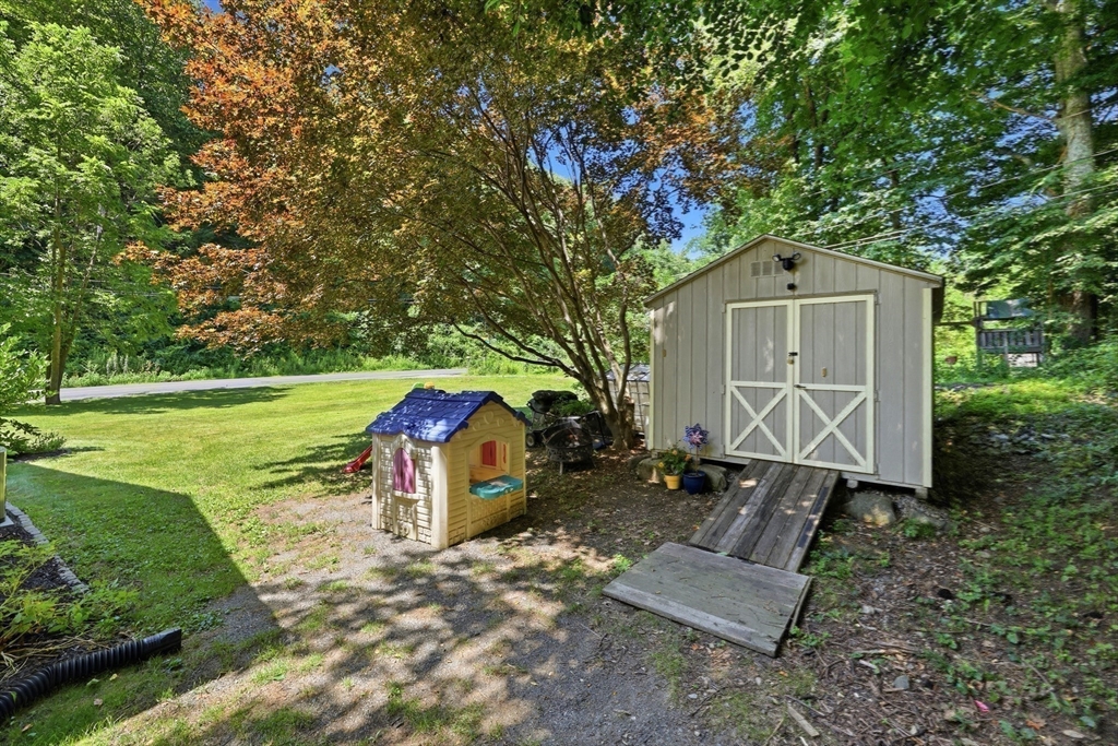 21 Goss Hill Road Huntington, MA 01050 - Photo 26 of 31 Gallery Image 26