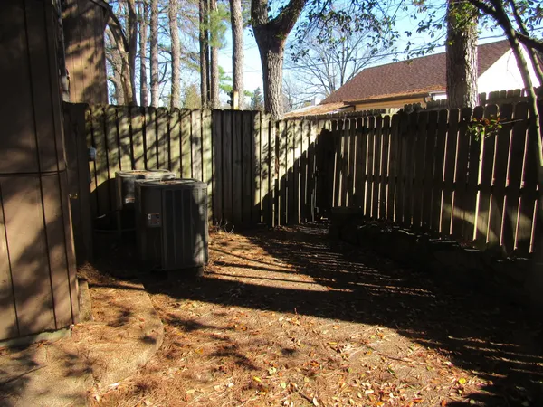 $101,650 | 4040 Graham Oaks Court, Unit 21, Memphis, TN 38122