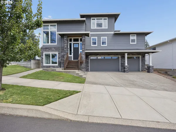 $780,000 | 19384 Dublin Avenue, Sandy, OR 97055