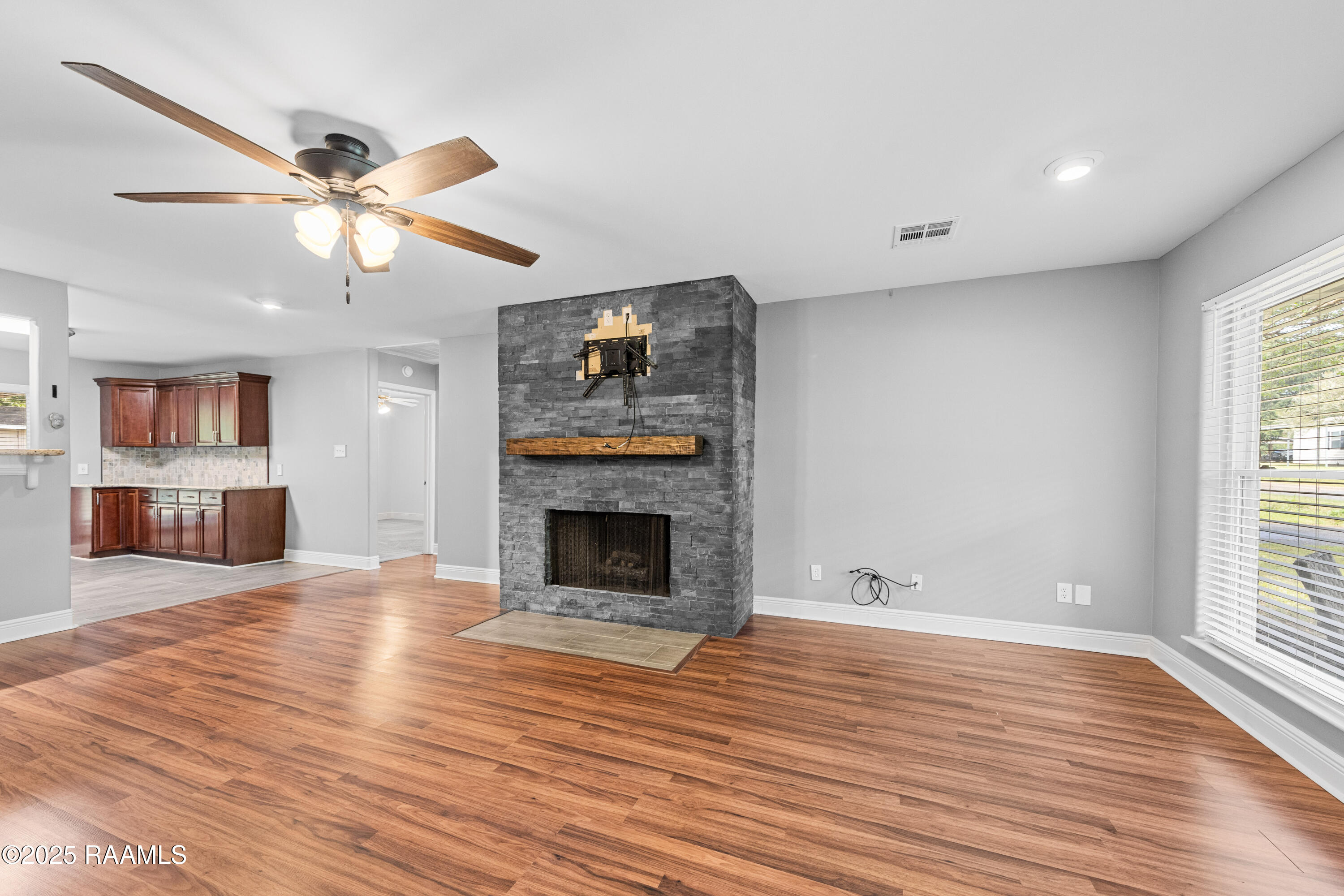 7090 Clyve Road Maurice, LA 70555 - Photo 3 of 33 7090Clyve-24