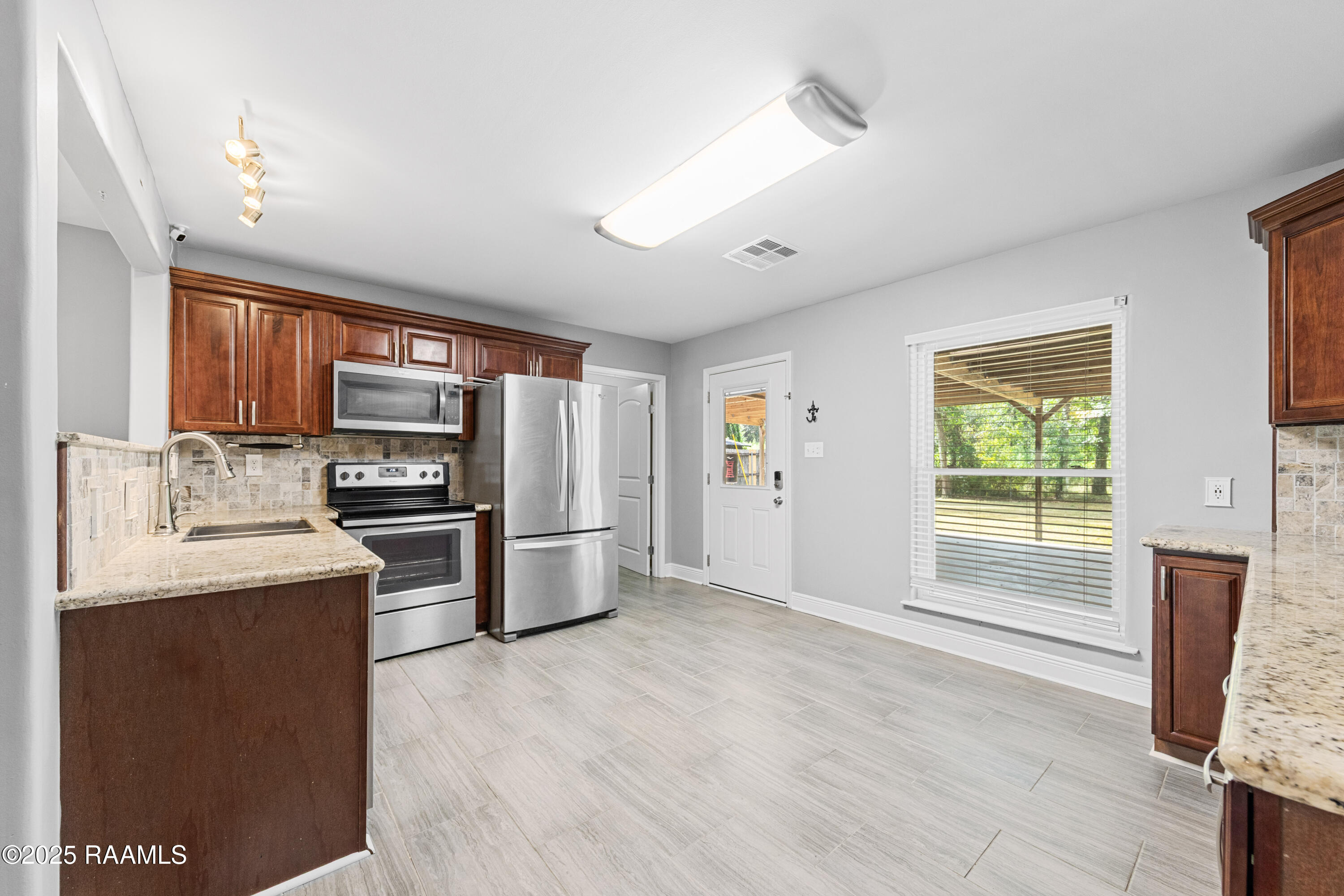 7090 Clyve Road Maurice, LA 70555 - Photo 7 of 33 7090Clyve-33