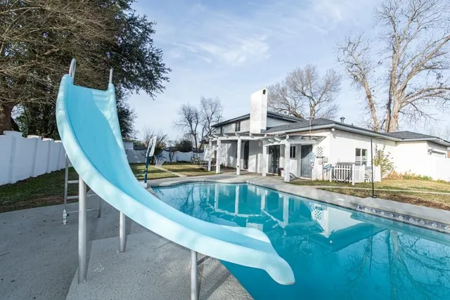 $399,000 | 506 Wimbledon Boulevard, Alexandria, LA 71303