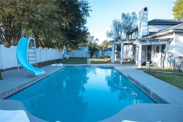 $399,900 | 506 Wimbledon Boulevard, Alexandria, LA 71303