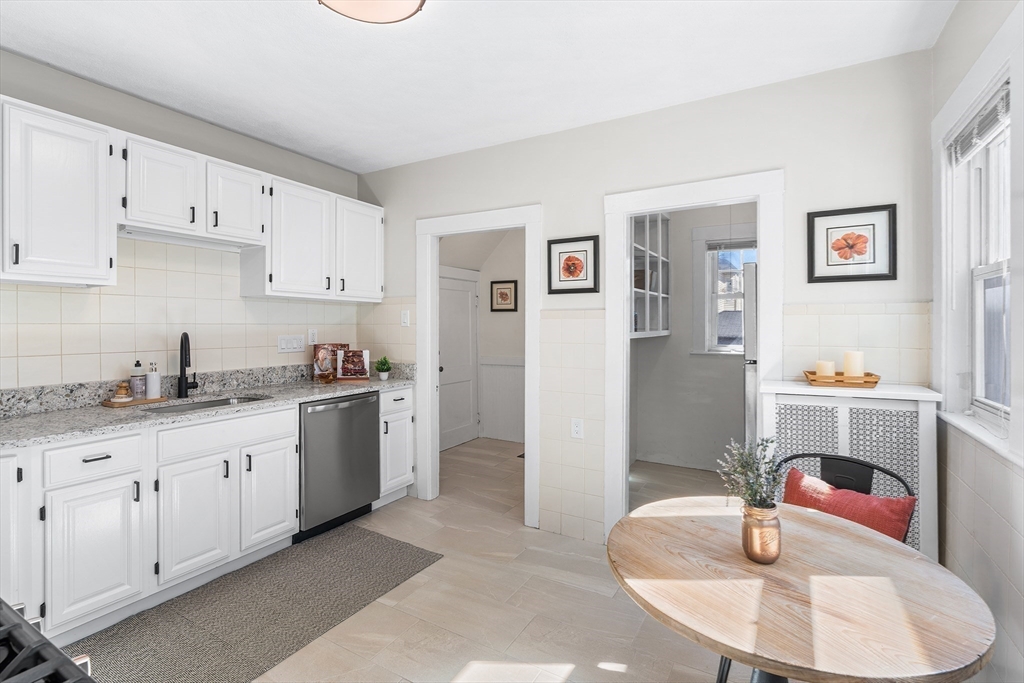 49 Kenmere Road, Unit 49 Medford, MA 02155 - Photo 12 of 29