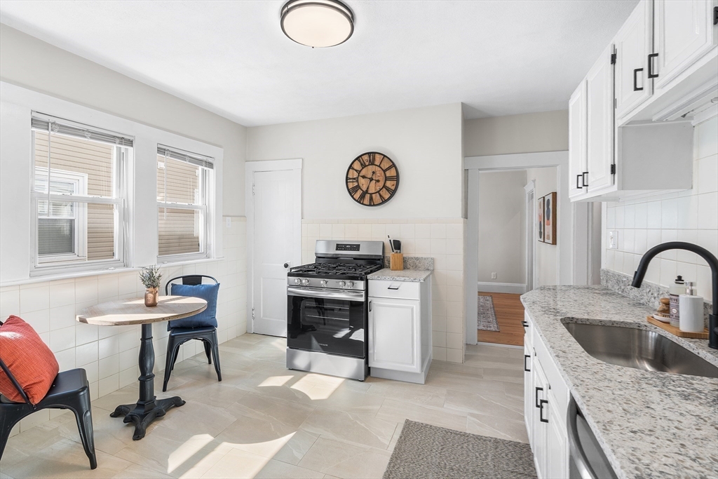 49 Kenmere Road, Unit 49 Medford, MA 02155 - Photo 16 of 29