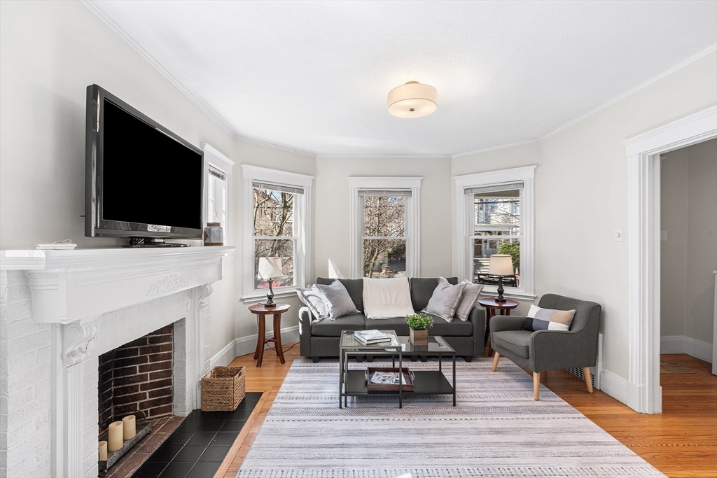 49 Kenmere Road, Unit 49 Medford, MA 02155 - Photo 6 of 29