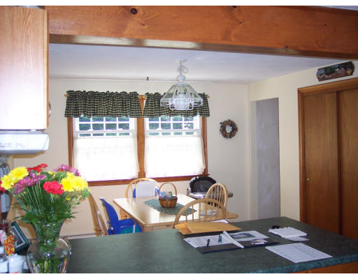 304 Salem Road Billerica, MA 01821 - Photo 5 of 5 a room with furniture and window