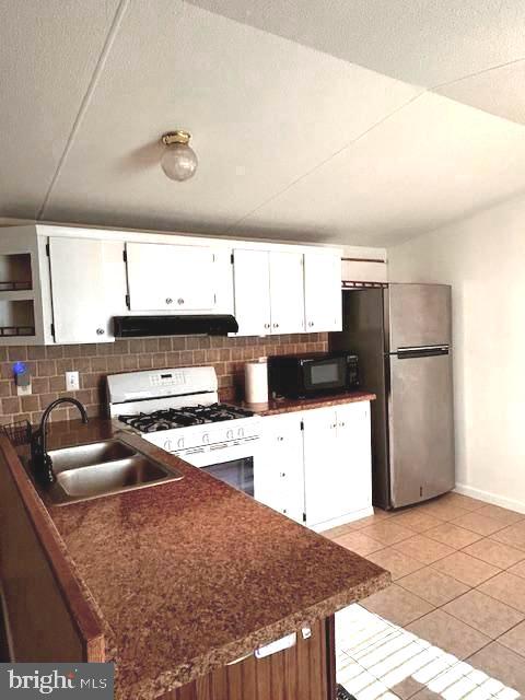 20 Spruce Lane Manchester, PA 17345 - Photo 5 of 15