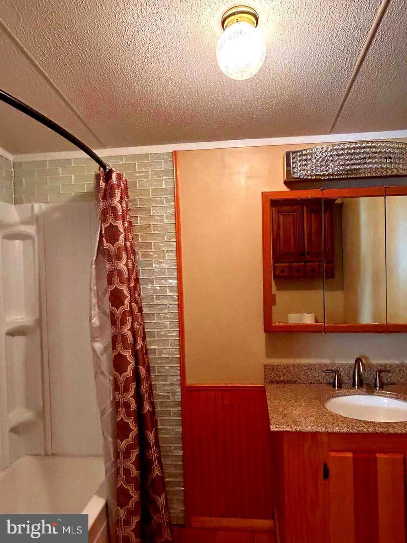 20 Spruce Lane Manchester, PA 17345 - Photo 8 of 15