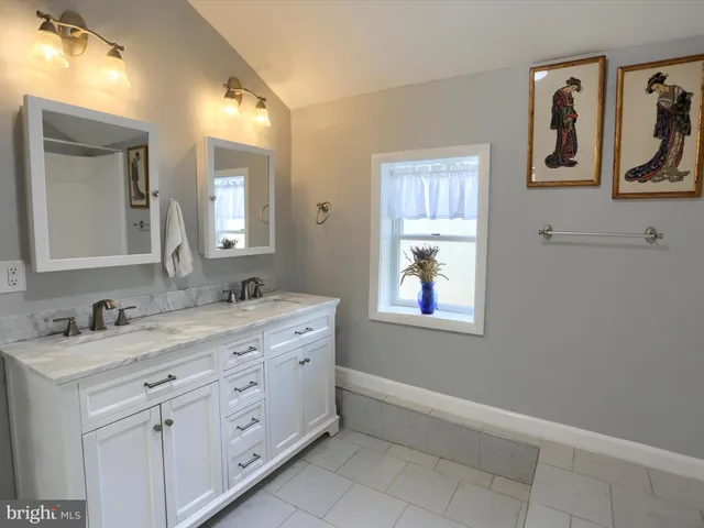 $339,899 | 5931 York Road, Spring Grove, PA 17362