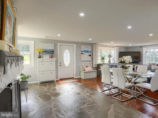 $339,899 | 5931 York Road, Spring Grove, PA 17362