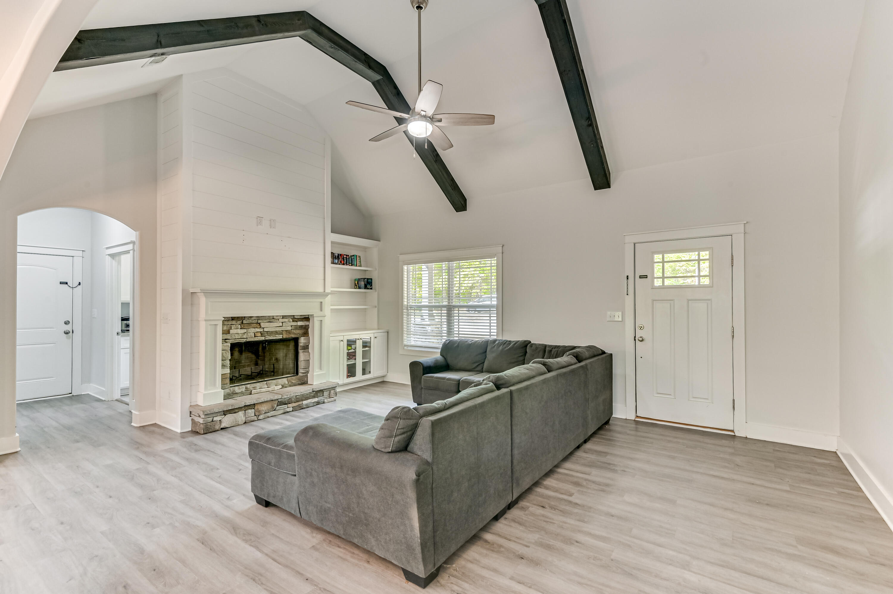 4889 Banks Mill Road Southeast Aiken, SC 29803 - Photo 4 of 34