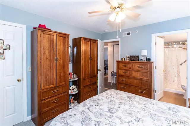 $192,000 | 3402 Country Stone Manor Drive, Unit E, Valley Park, MO 63088