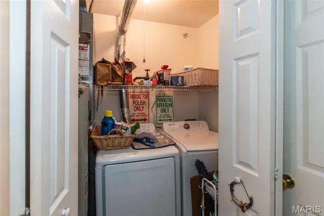 $192,000 | 3402 Country Stone Manor Drive, Unit E, Valley Park, MO 63088