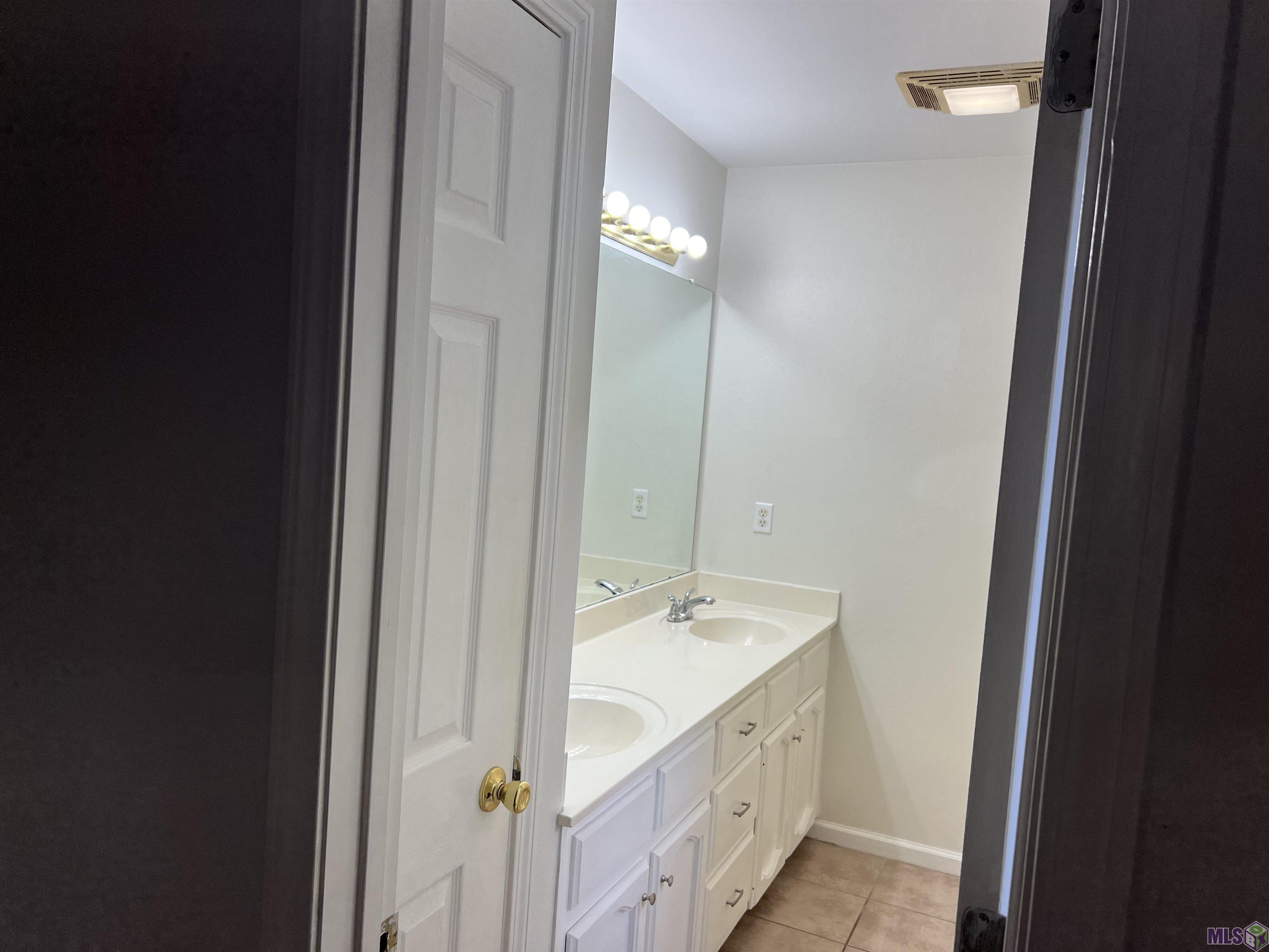 17531 Barrett Lane Baton Rouge, LA 70817 - Photo 13 of 17 Gallery Image 13