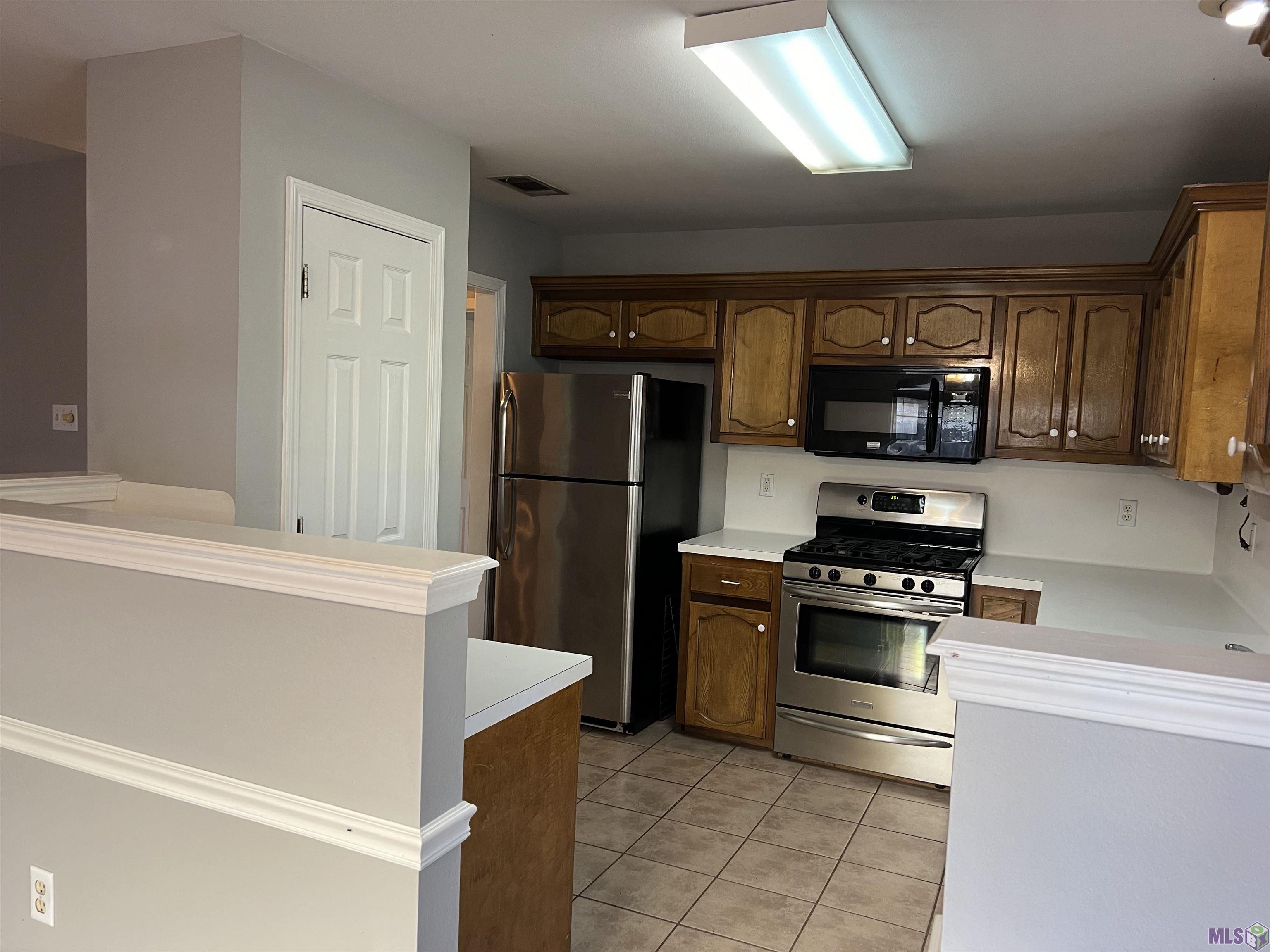 17531 Barrett Lane Baton Rouge, LA 70817 - Photo 9 of 17 Gallery Image 9
