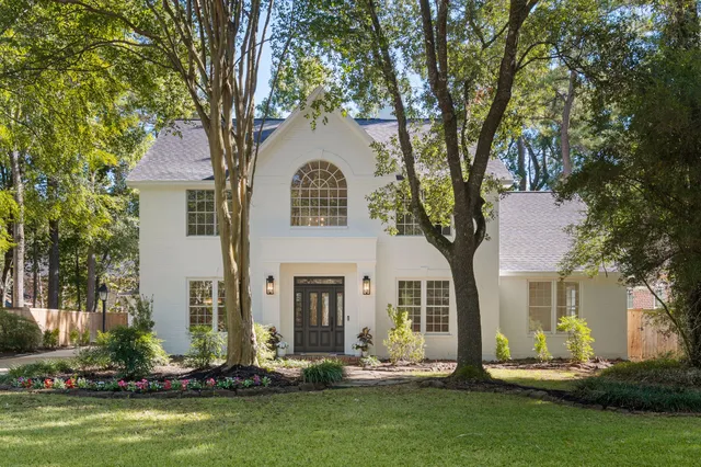 $875,000 | 114 South Mill Trace Drive, The Woodlands, TX 77381