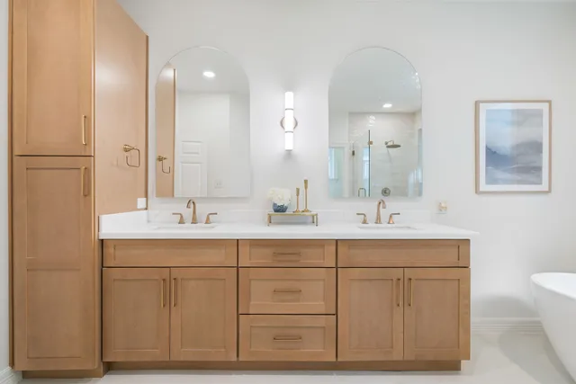 $875,000 | 114 South Mill Trace Drive, The Woodlands, TX 77381