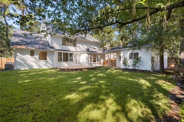 $875,000 | 114 South Mill Trace Drive, The Woodlands, TX 77381