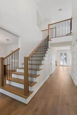 $875,000 | 114 South Mill Trace Drive, The Woodlands, TX 77381