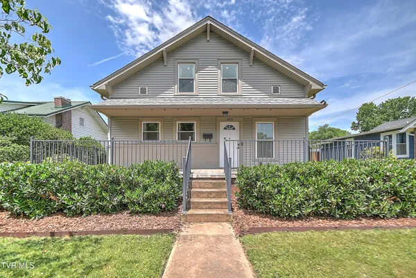 $425,000 | 909 East Holston Avenue, Johnson City, TN 37601