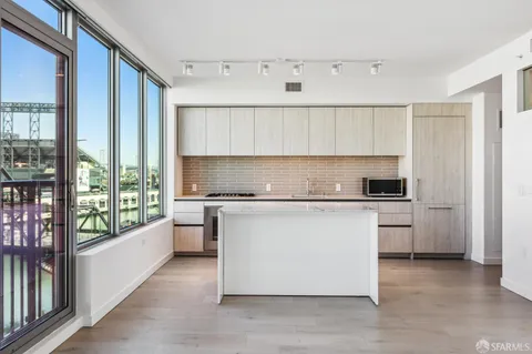 $1,299,000 | 1000 3rd Street, Unit 807, San Francisco, CA 94158