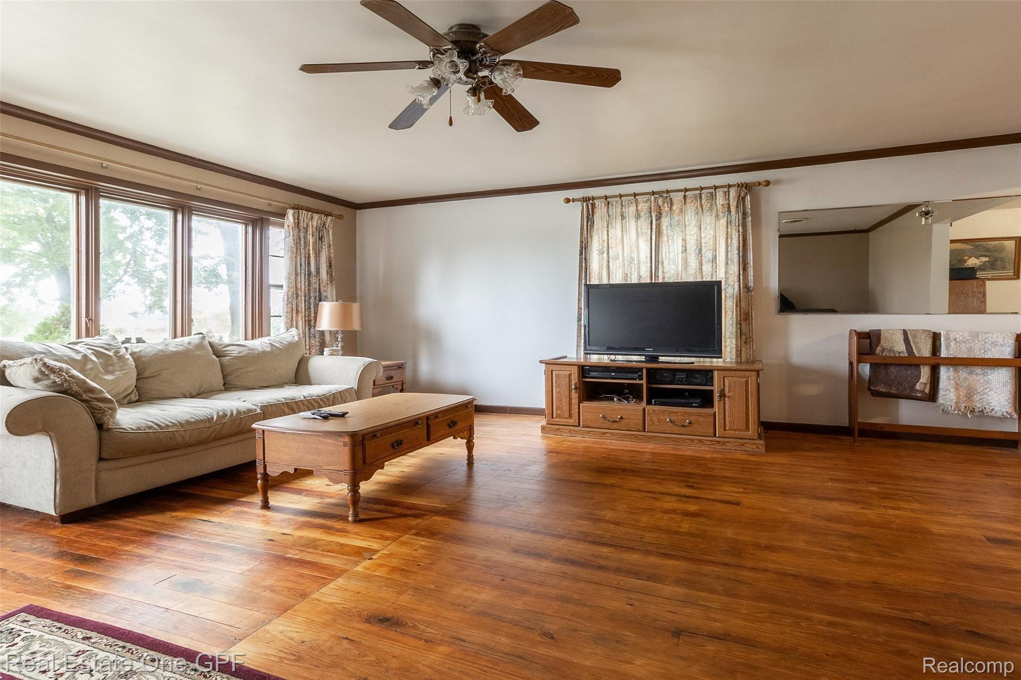6765 North Road Fort Gratiot, MI 48059 - Photo 8 of 74 014.JPG