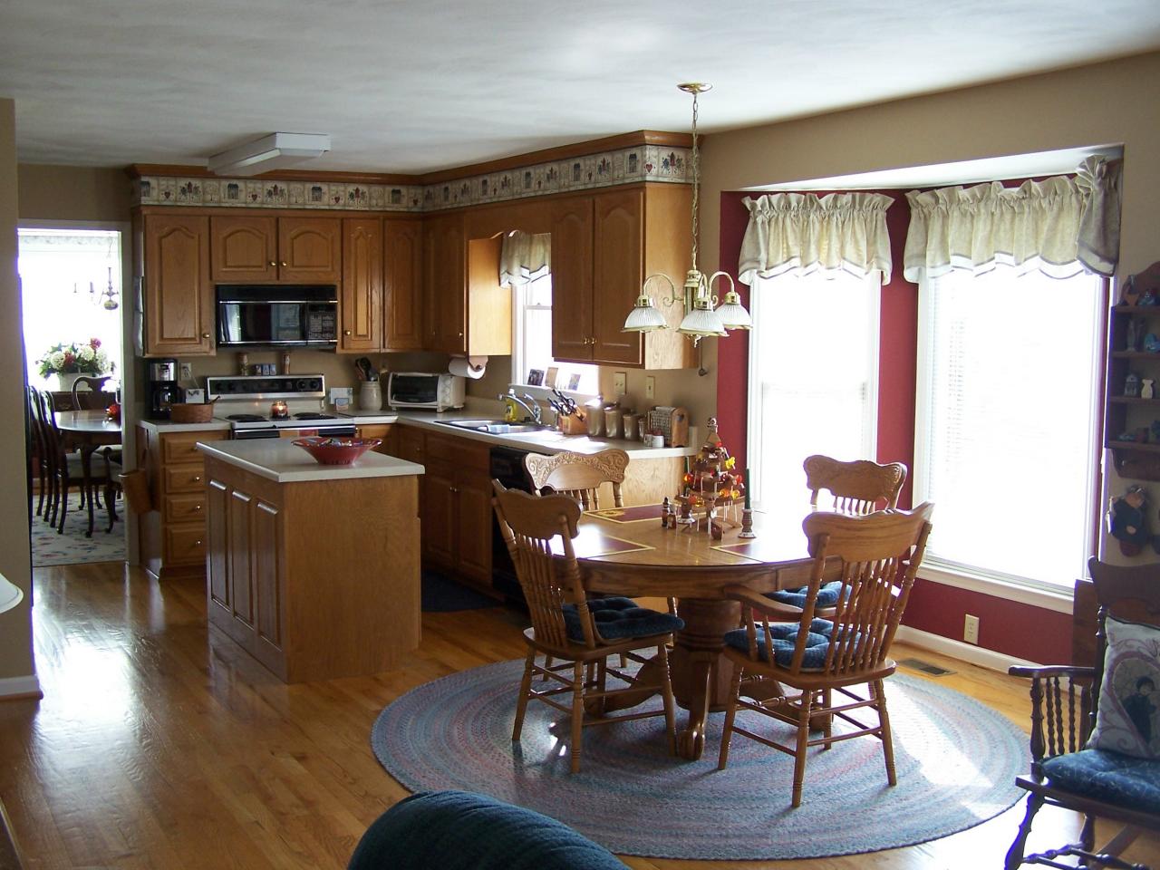 5456 Setter Road Roanoke, VA 24012 - Photo 6 of 9 Kitchen