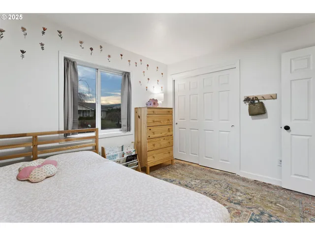 $419,900 | 501 East Jones Street, Yacolt, WA 98675