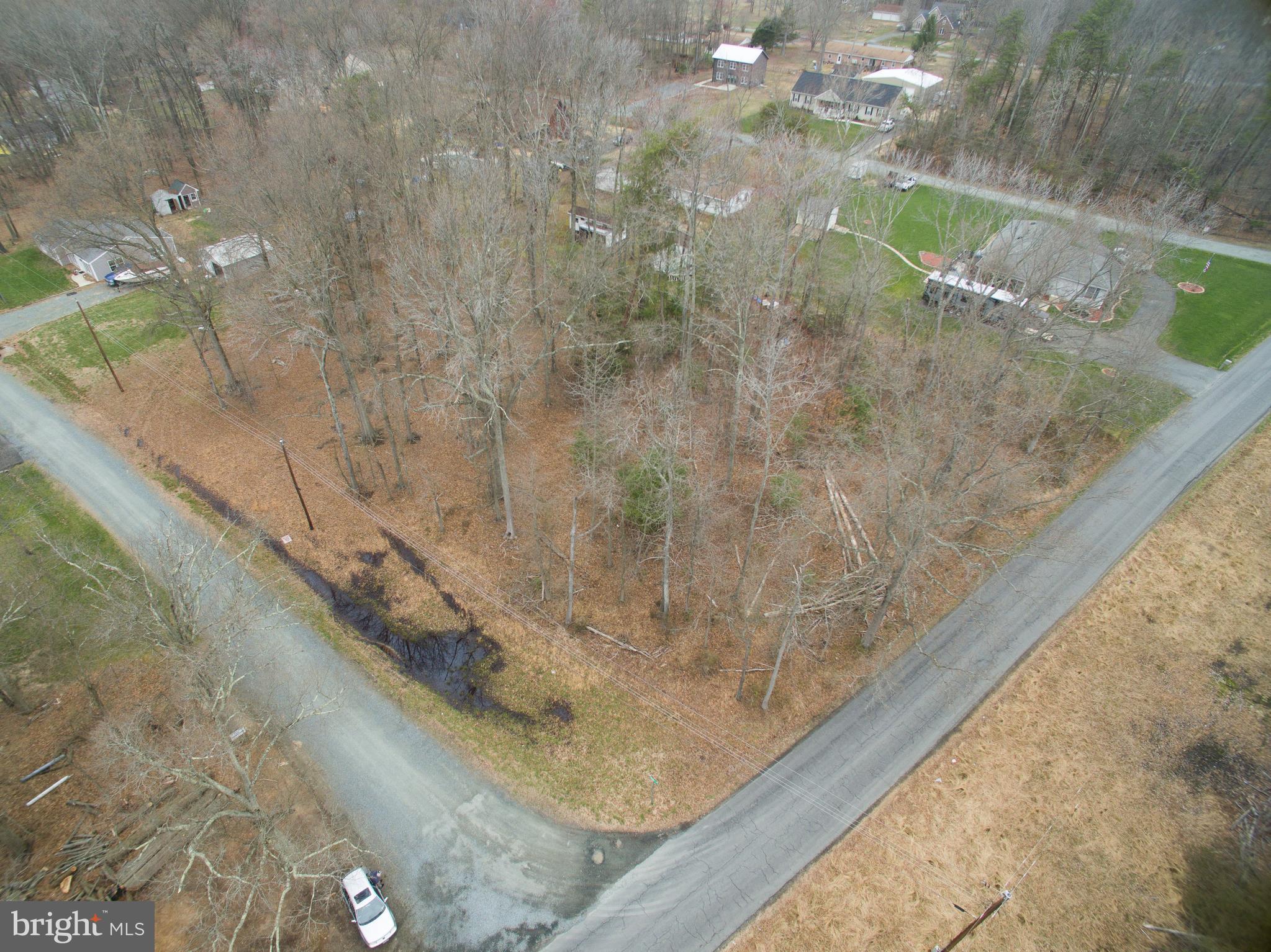 0 Brent Point Road Stafford, VA 22554 - Photo 5 of 28 a view of a dry yard with wooden fence