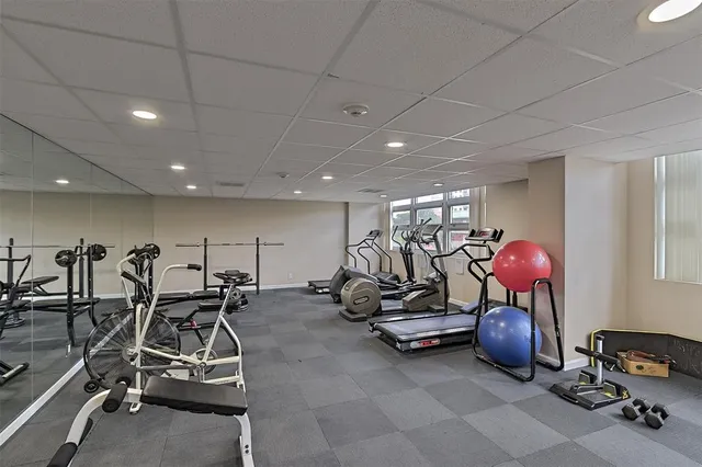 $3,500 | 531 North Ocean Boulevard, Unit 1906, Pompano Beach, FL 33062