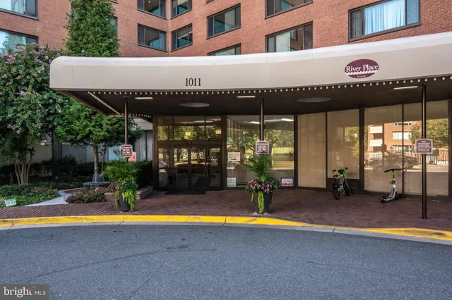 $164,950 | 1011 Arlington Boulevard, Unit 539, Arlington, VA 22209