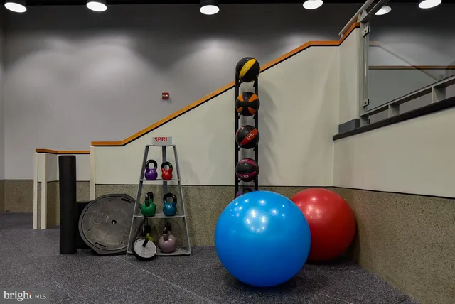 $164,950 | 1011 Arlington Boulevard, Unit 539, Arlington, VA 22209