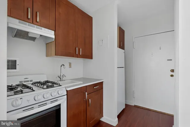 $164,950 | 1011 Arlington Boulevard, Unit 539, Arlington, VA 22209