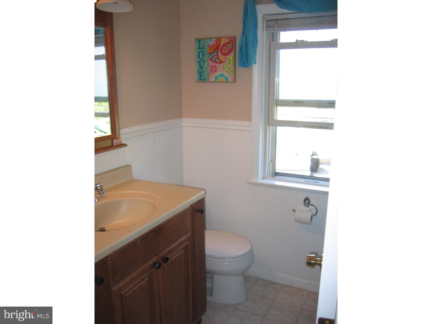 3180 Maple Road Huntingdon Valley, PA 19006 - Photo 12 of 20 Bathroom