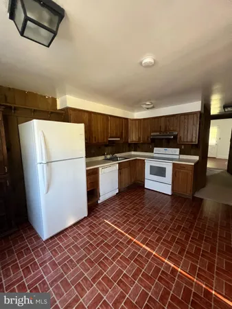 $1,800 | 7606 Woodyard Road, Unit A, Clinton, MD 20735