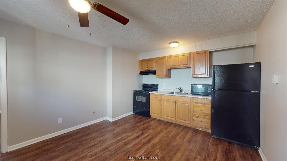 500 Foch Street, Unit 5 Bryan, TX 77801 - Photo 2 of 11