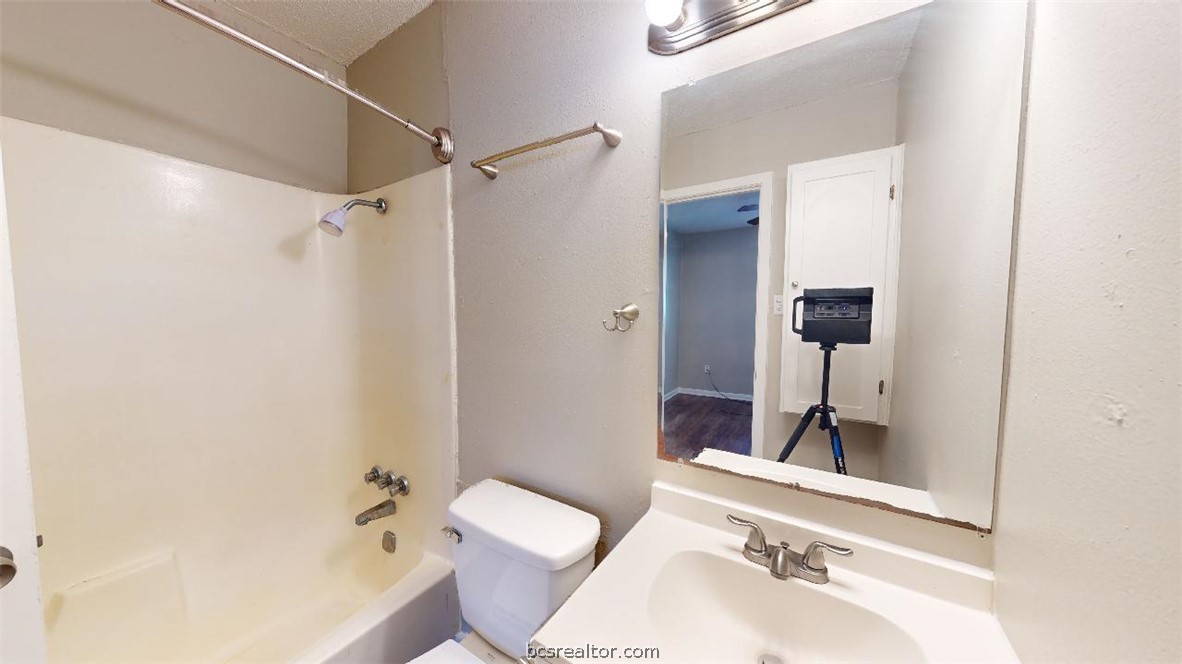 500 Foch Street, Unit 5 Bryan, TX 77801 - Photo 8 of 11