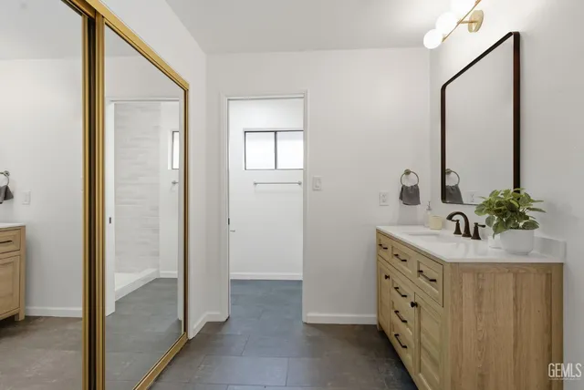 $439,000 | Undisclosed Address, Bakersfield, CA 93308