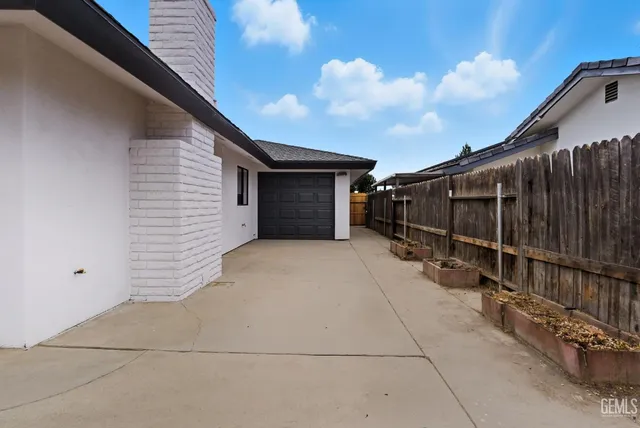 $439,000 | Undisclosed Address, Bakersfield, CA 93308