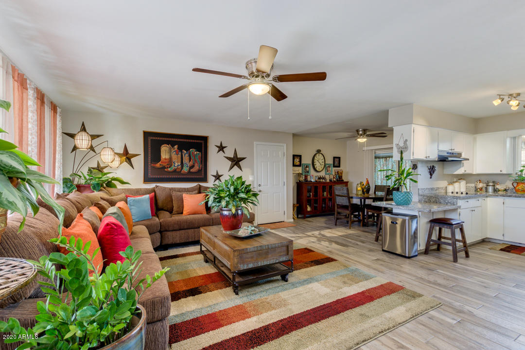 5210 Casper Road Mesa, AZ 85205 - Photo 8 of 32 8