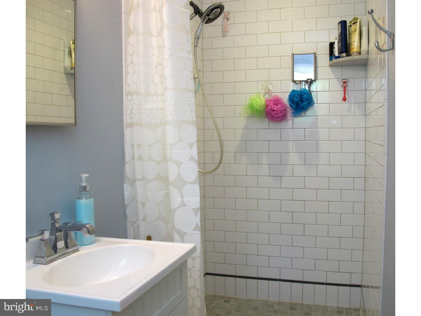 2696 Raven Road Cinnaminson, NJ 08077 - Photo 13 of 23 Master Bathroom
