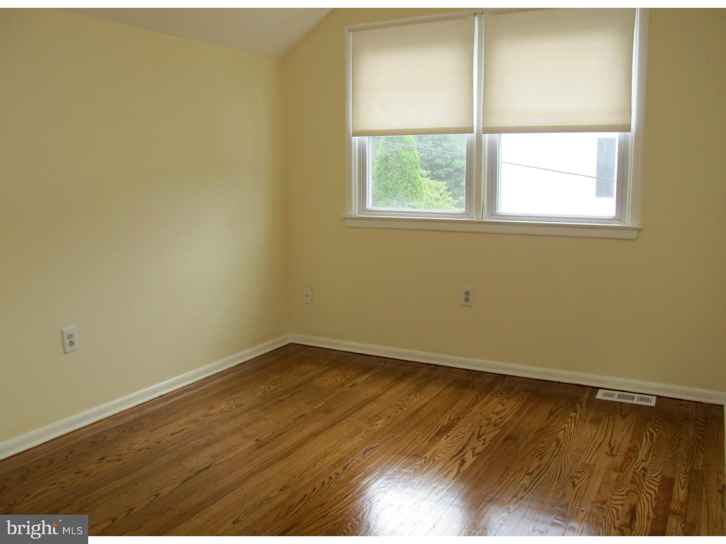 2696 Raven Road Cinnaminson, NJ 08077 - Photo 17 of 23 Bedroom 5