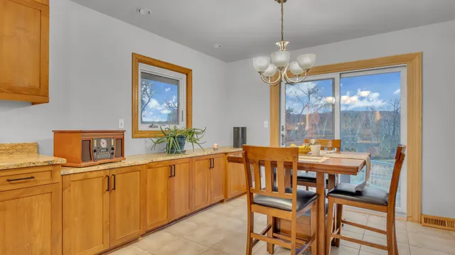 $499,900 | 1814 County H, Farmington, WI 53040